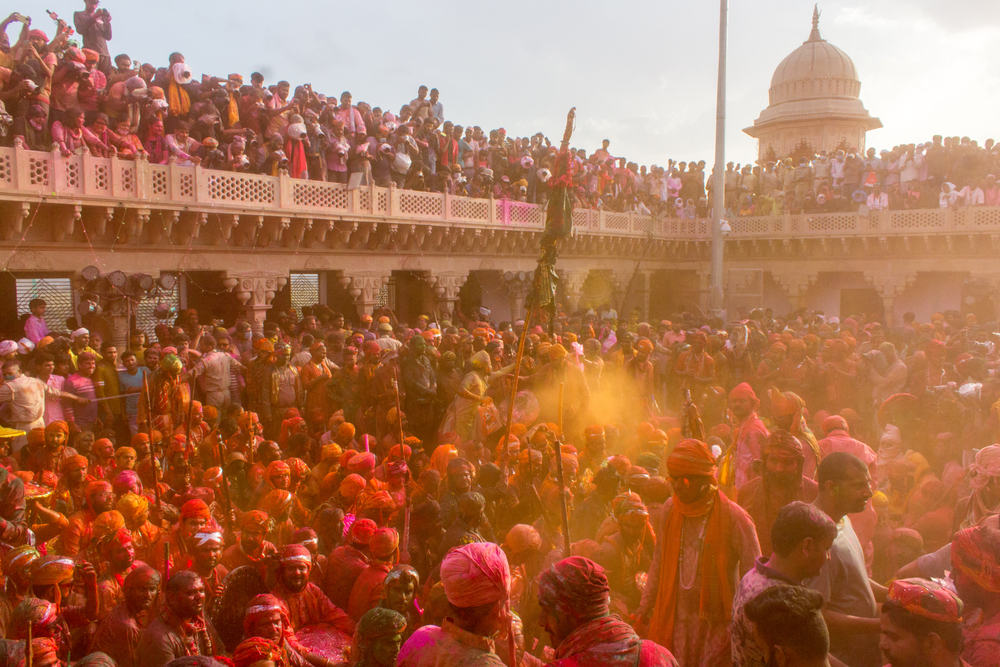 https://cdn.abhibus.com/2024/03/10-Days-of-Mathura-Holi-Celebrations-2024.jpg
